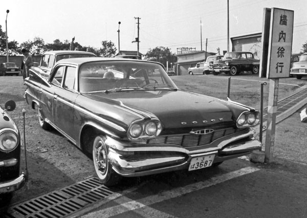 60-1a (103-36b) 1960 Dodge Polara 4dr. Sedan.jpg